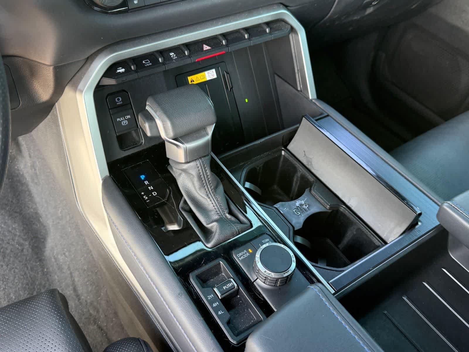 Used 2024 Toyota Tundra Platinum AWD/4WD image 24