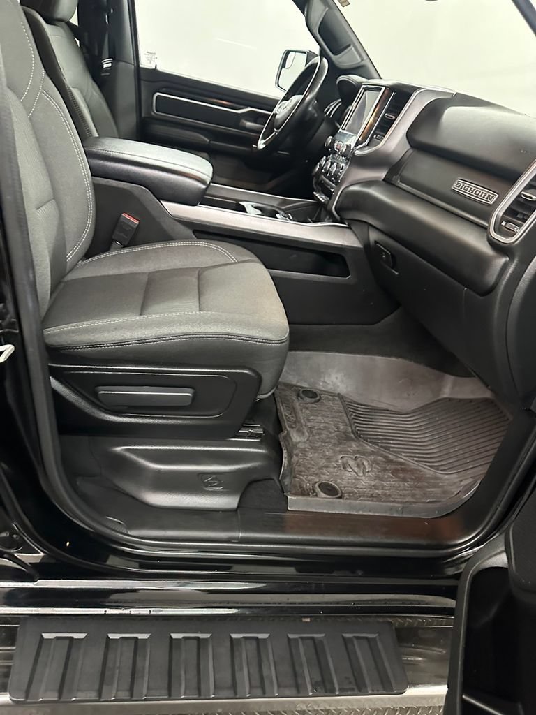 Used 2023 RAM 1500 Big Horn AWD/4WD image 35