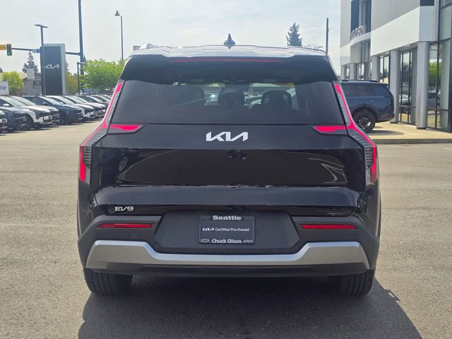 Certified 2024 Kia EV9 Wind AWD/4WD image 4