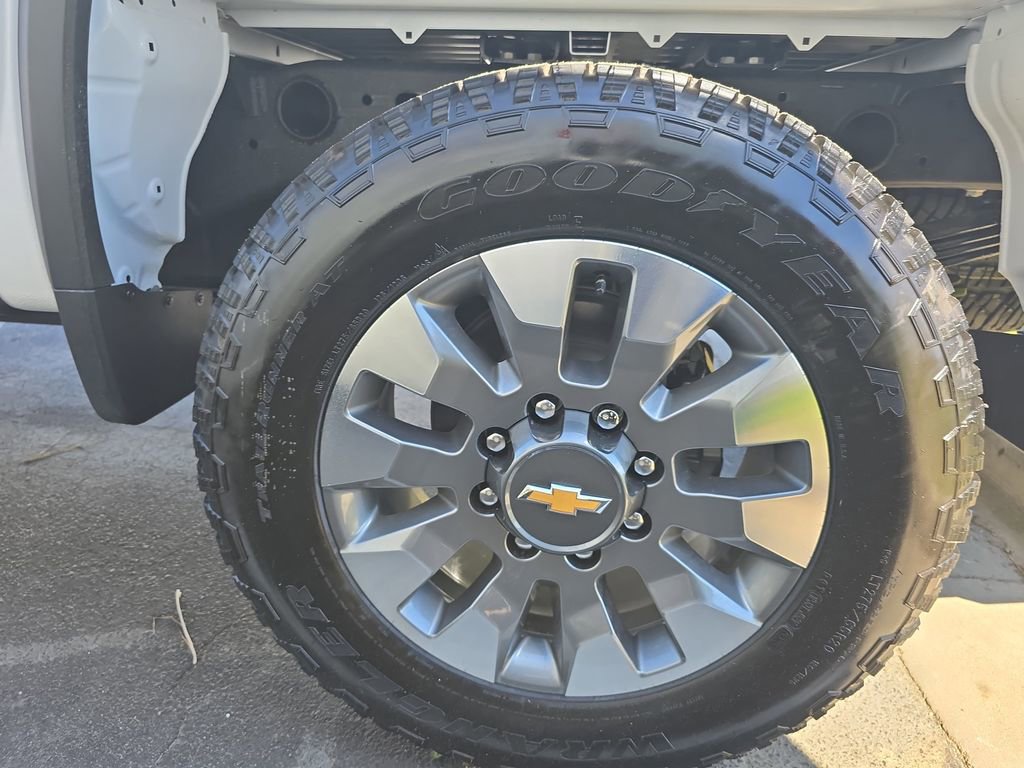New 2026 Chevrolet Silverado 2500 Custom w/ Custom Value Package image 32