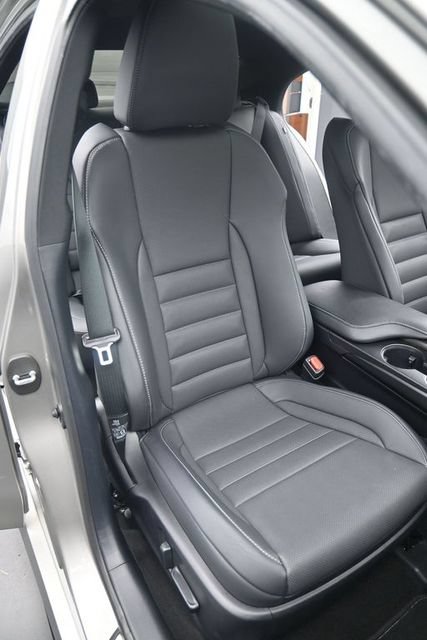 Used 2023 Lexus IS 350 F Sport RWD image 17