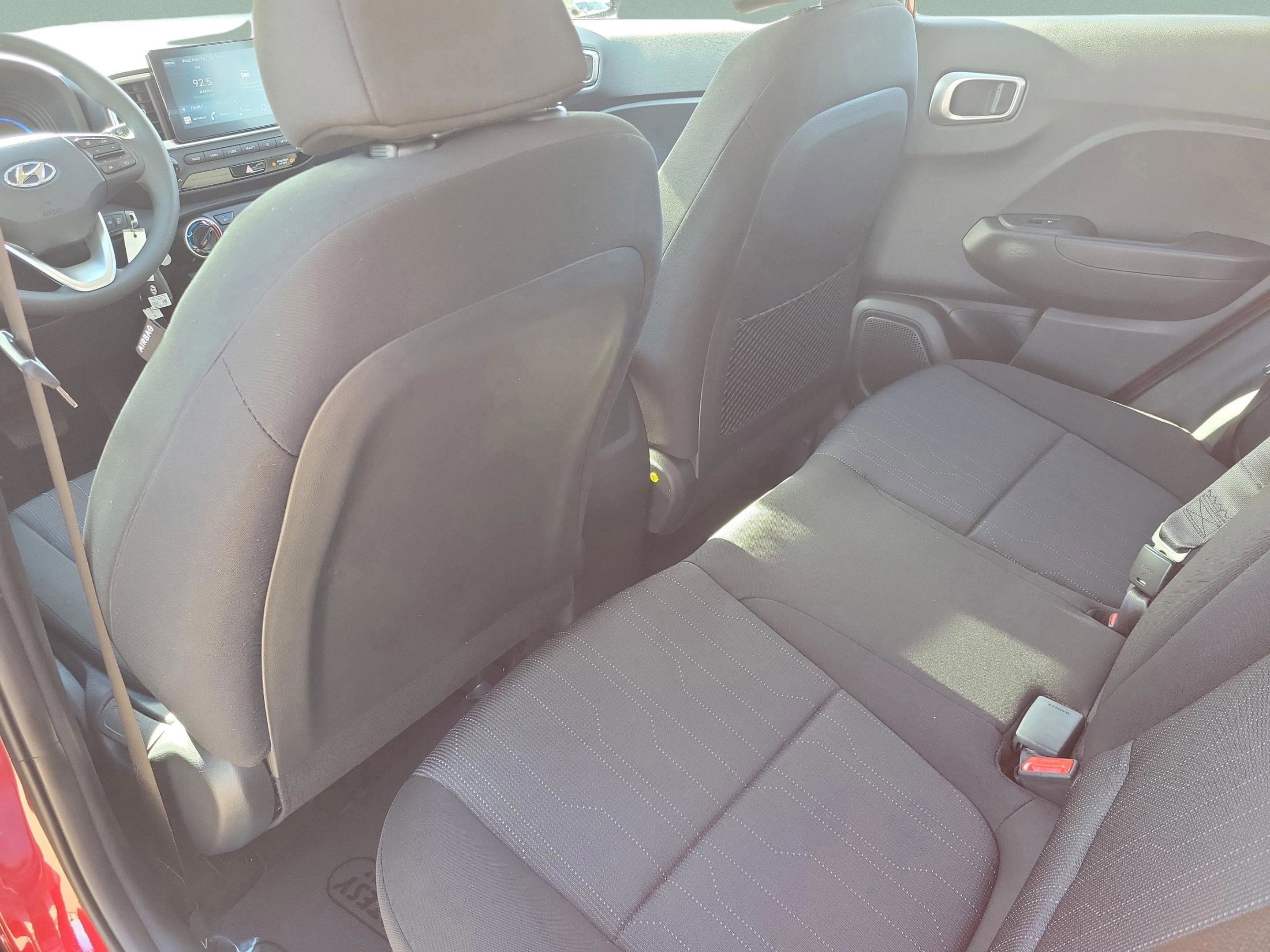 New 2026 Hyundai Venue SE image 25