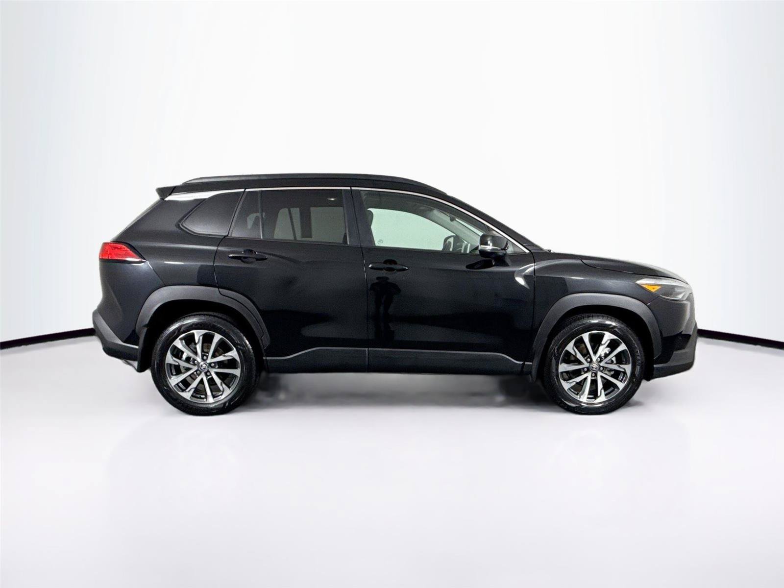 Certified 2025 Toyota Corolla Cross XLE w/ Convenience Package AWD/4WD image 12