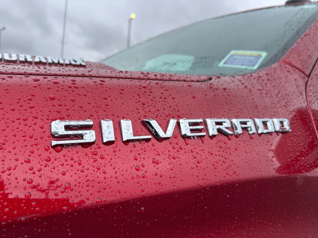 Used 2023 Chevrolet Silverado 1500 LT image 32