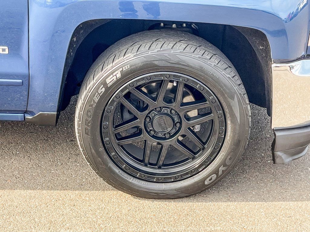 Used 2018 Chevrolet Silverado 1500 LT w/ All Star Edition image 26
