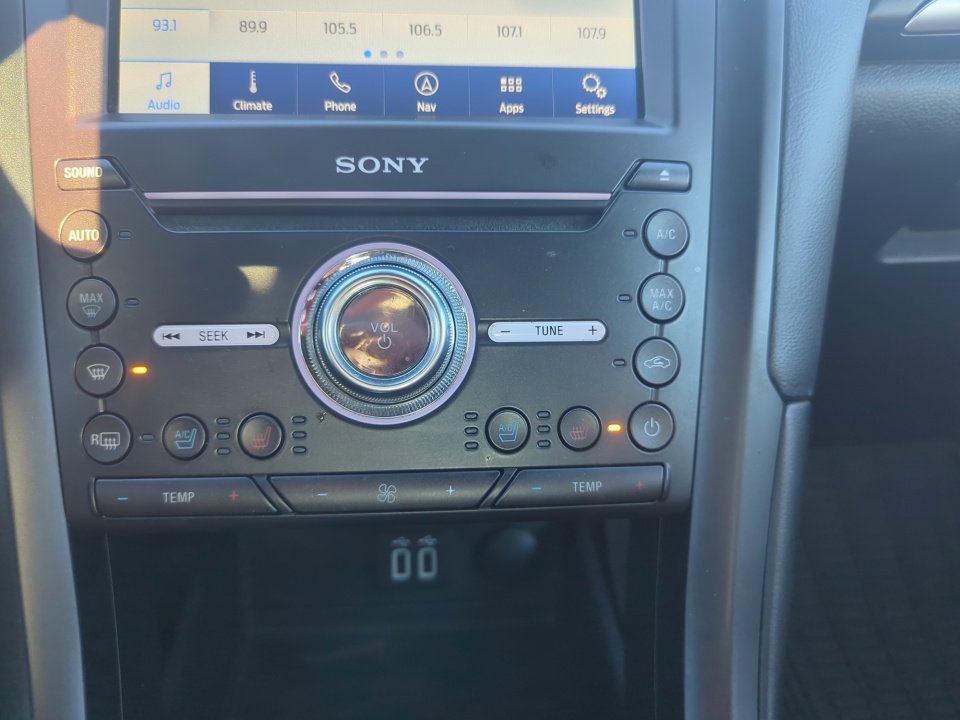 Used 2019 Ford Fusion Energi Titanium image 18