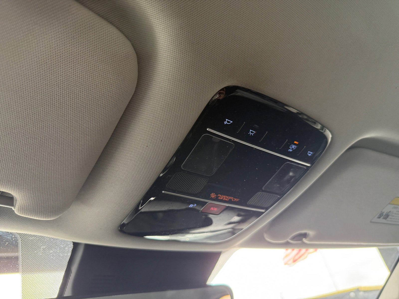 Used 2025 Hyundai Santa Fe SEL image 19