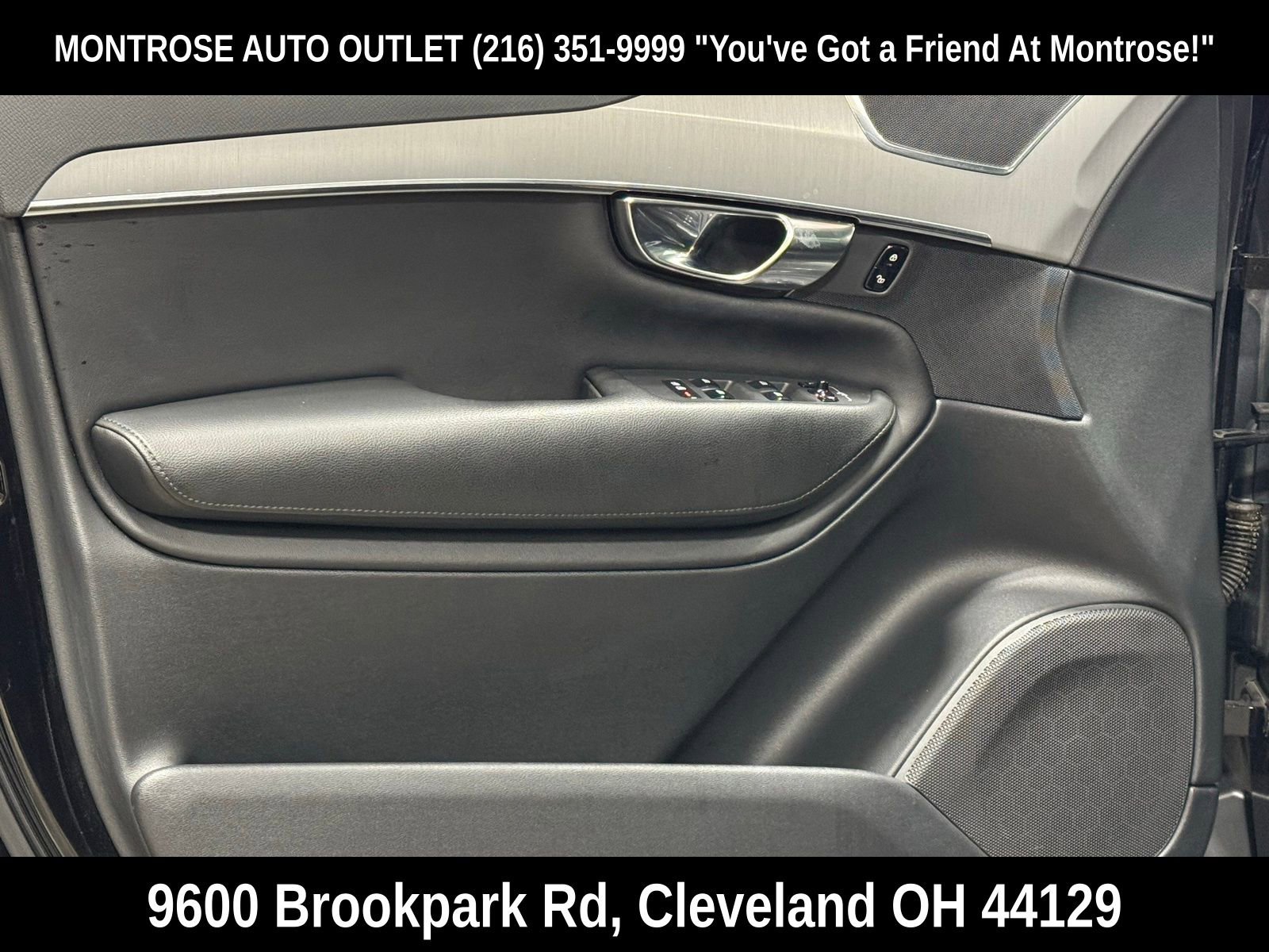 Used 2022 Volvo XC90 T5 Momentum image 11