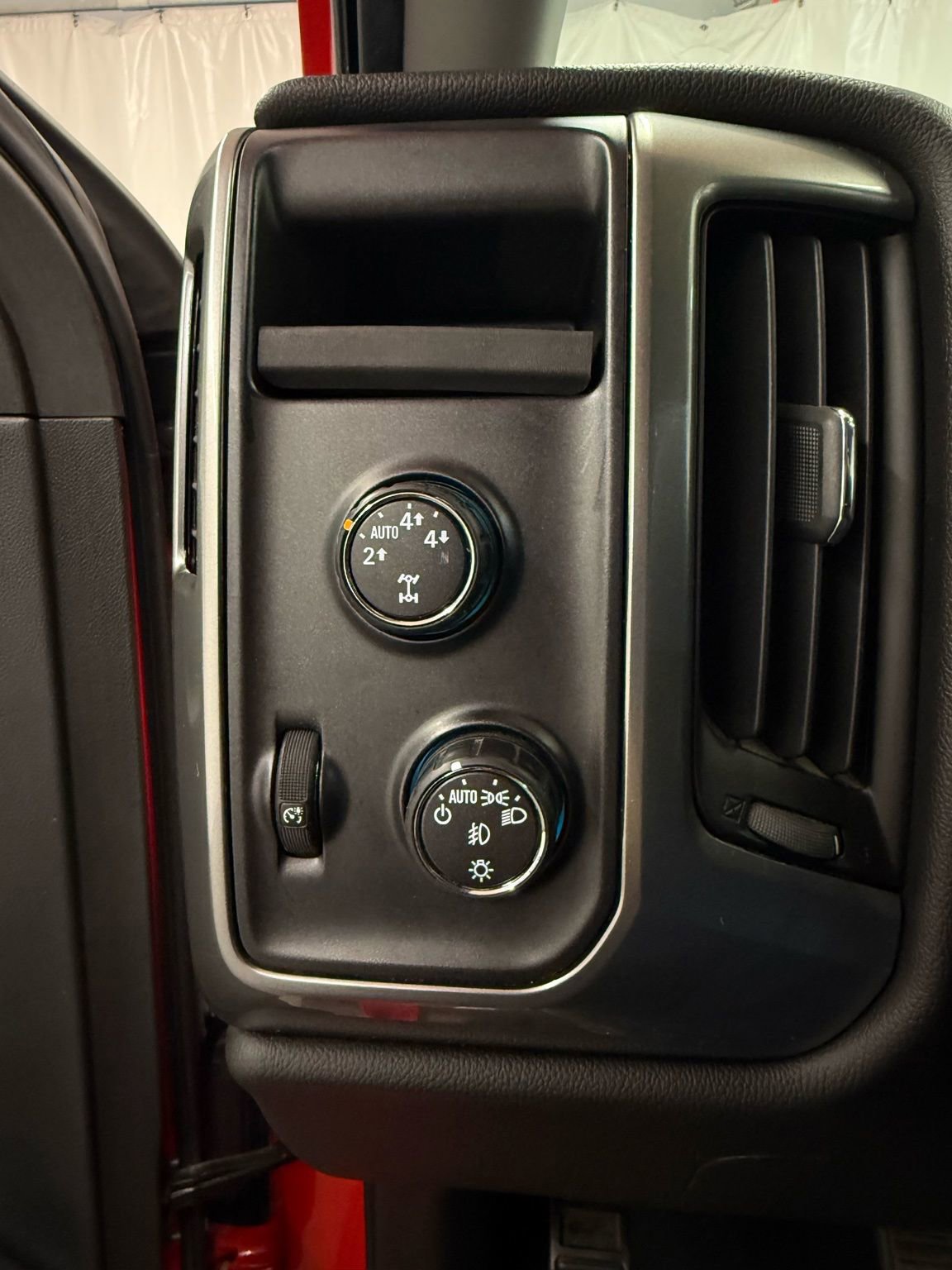 Used 2016 Chevrolet Silverado 1500 LT w/ All Star Edition image 15