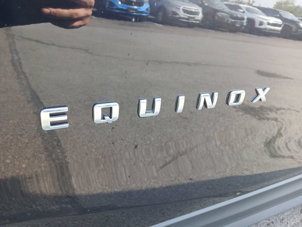 Used 2021 Chevrolet Equinox LS AWD/4WD image 29