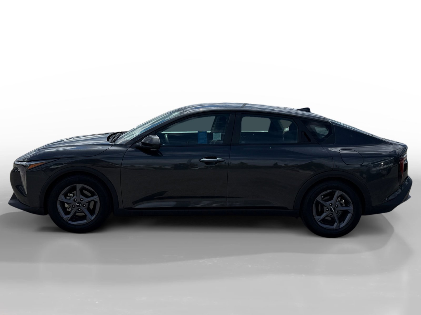 Used 2025 Kia K4 FWD image 2