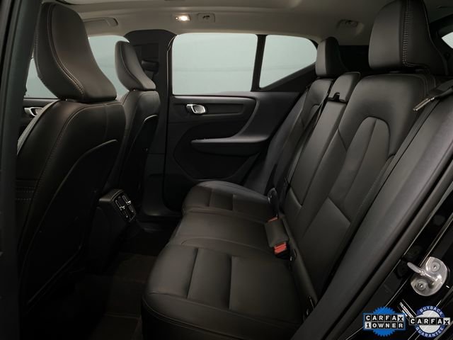Used 2025 Volvo XC40 B5 Plus image 63