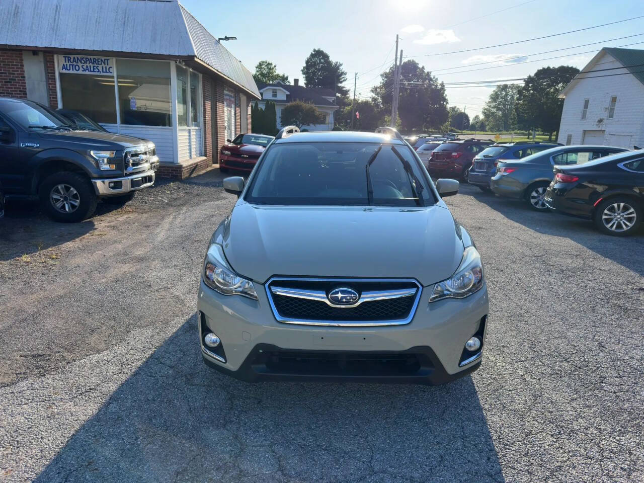 Used 2017 Subaru Crosstrek 2.0i Premium AWD/4WD image 2