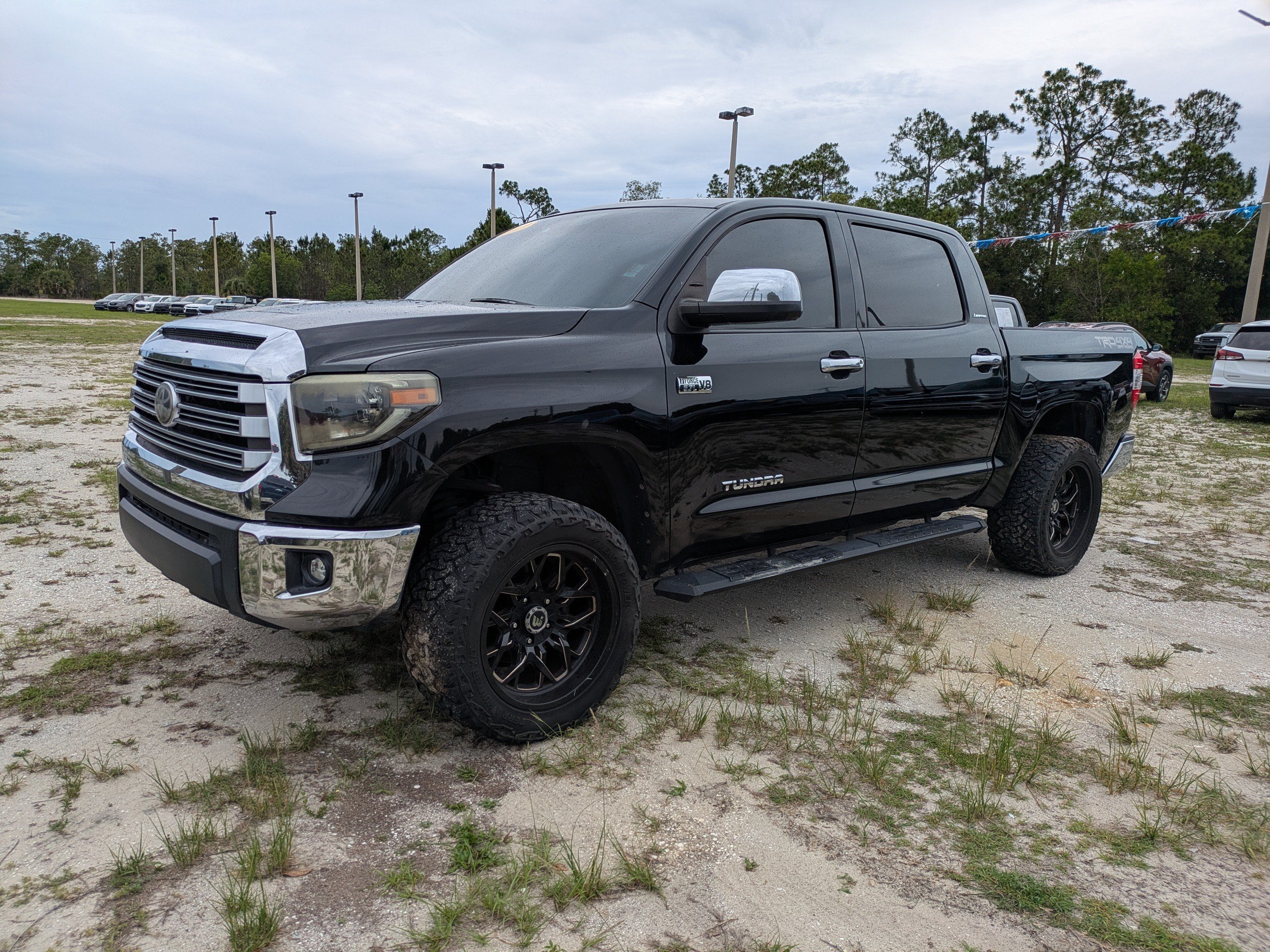 Used 2019 Toyota Tundra Limited w/ TRD Off Road Package AWD/4WD image 7