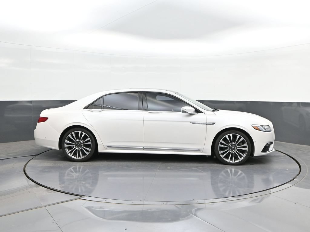 Used 2017 Lincoln Continental Reserve w/ Technology Package FWD image 26
