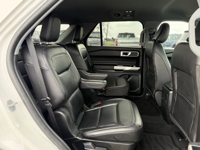 Used 2023 Ford Explorer XLT w/ Equipment Group 202A image 21