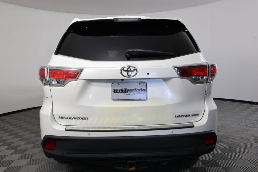 Used 2015 Toyota Highlander Limited image 3
