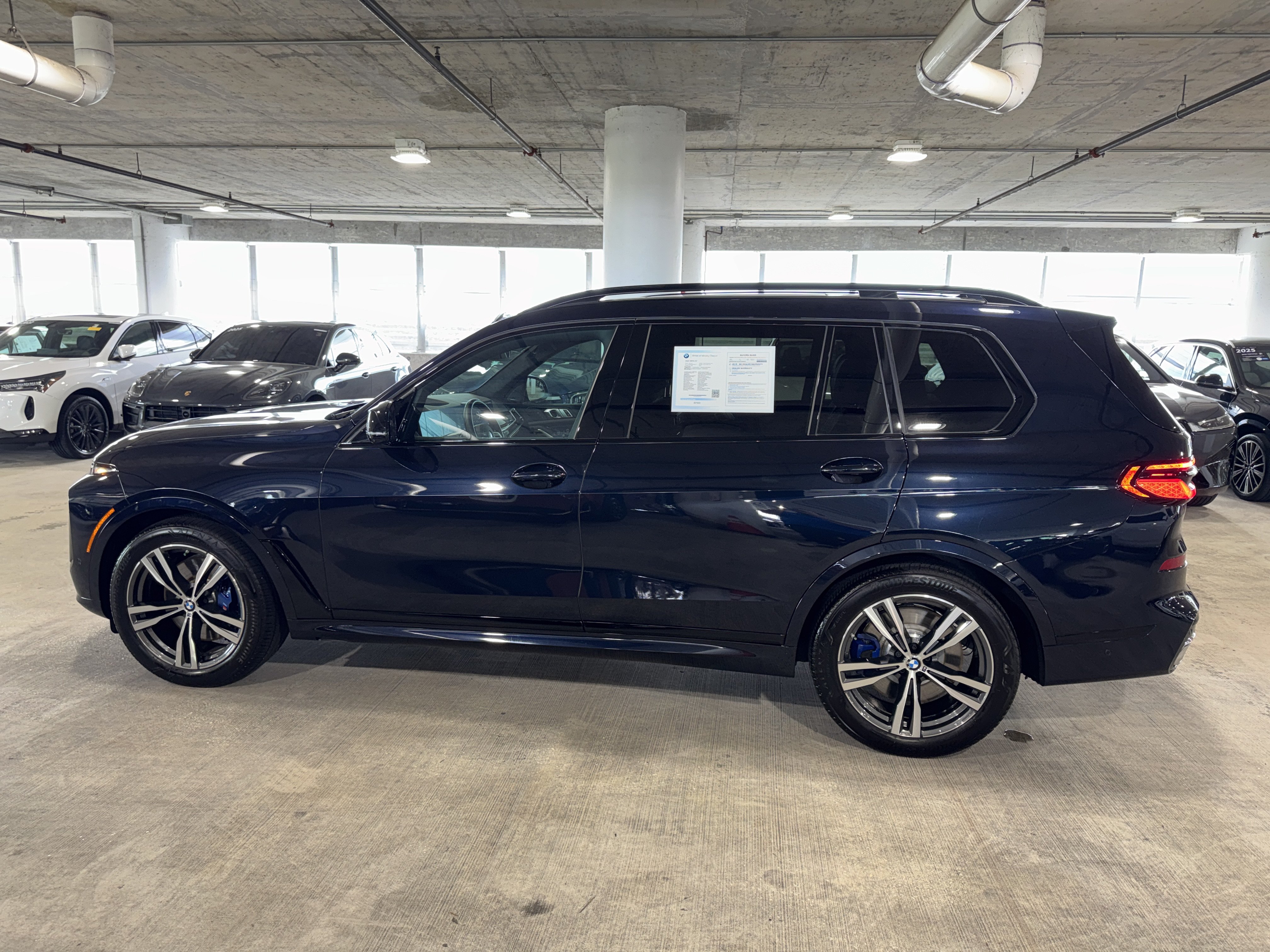 Used 2025 BMW X7 M60i AWD/4WD image 5