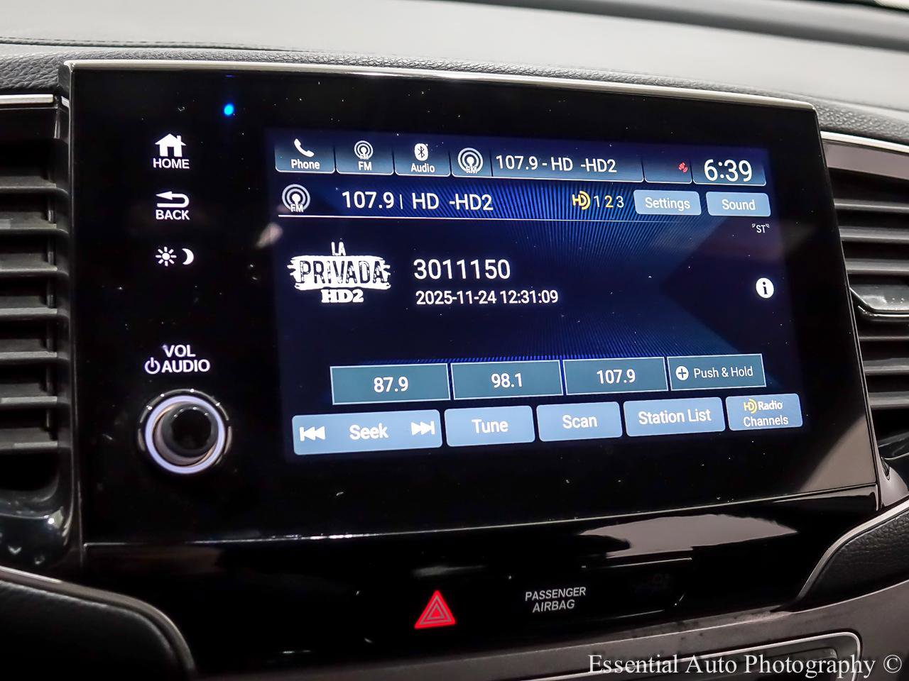 Used 2022 Honda Pilot Sport image 21