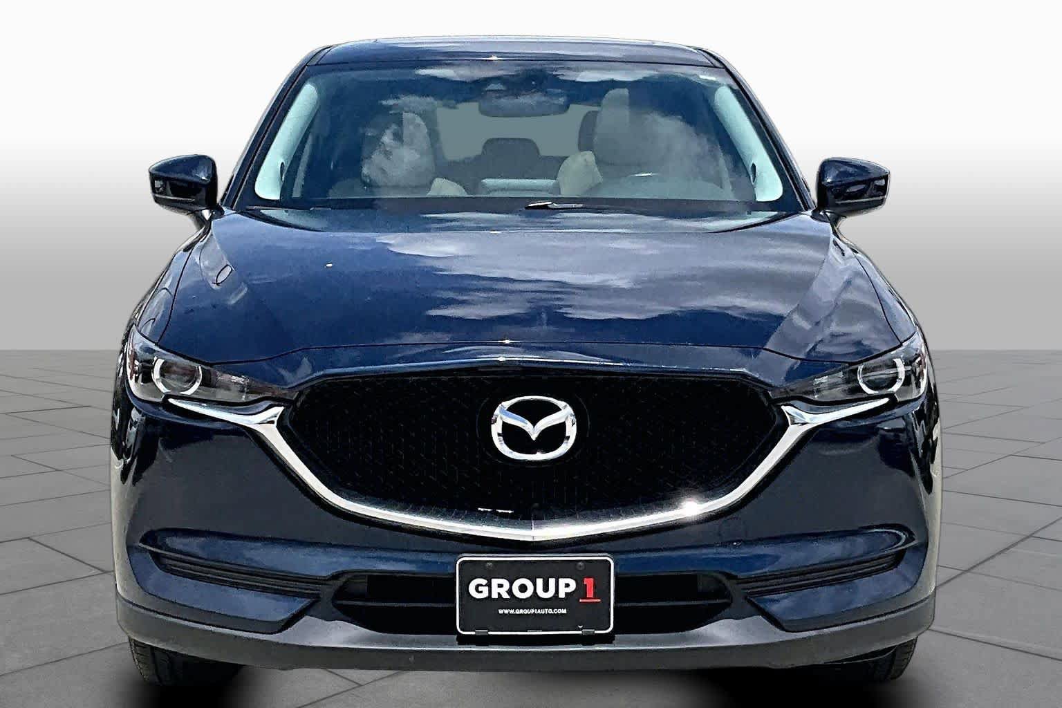 Used 2017 MAZDA CX-5 Touring w/ Preferred Equipment Package FWD image 4