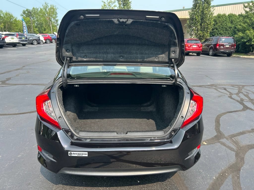 Used 2017 Honda Civic Touring image 32
