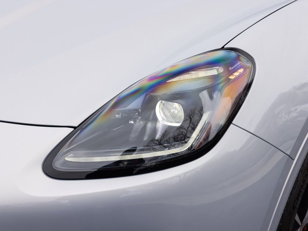 New 2026 Maserati Grecale Modena image 14