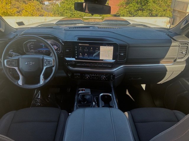 Used 2024 Chevrolet Silverado 1500 LT Trail Boss w/ Protection Package image 15