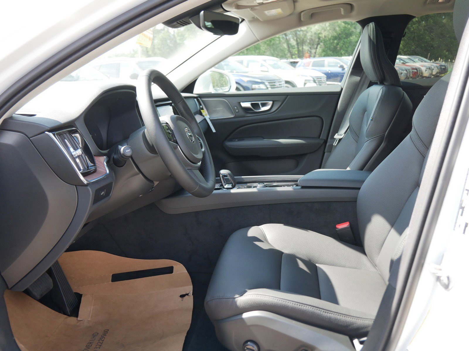 New 2026 Volvo V60 B5 Cross Country Plus w/ Climate Package image 5