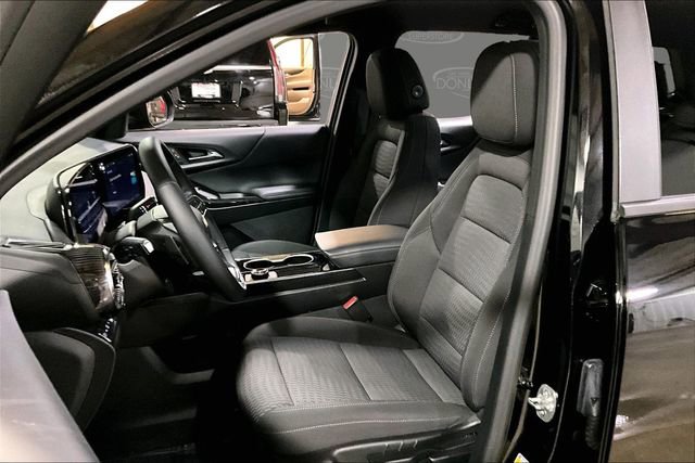 Used 2026 Chevrolet Equinox LT image 13