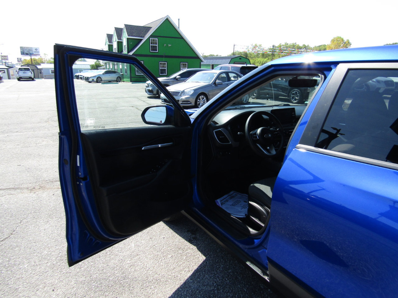 Used 2021 Kia Seltos LX image 15