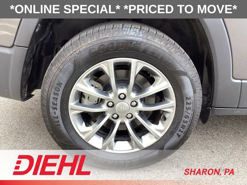 Used 2020 Jeep Cherokee Latitude Lux w/ Trailer Tow Group AWD/4WD image 9