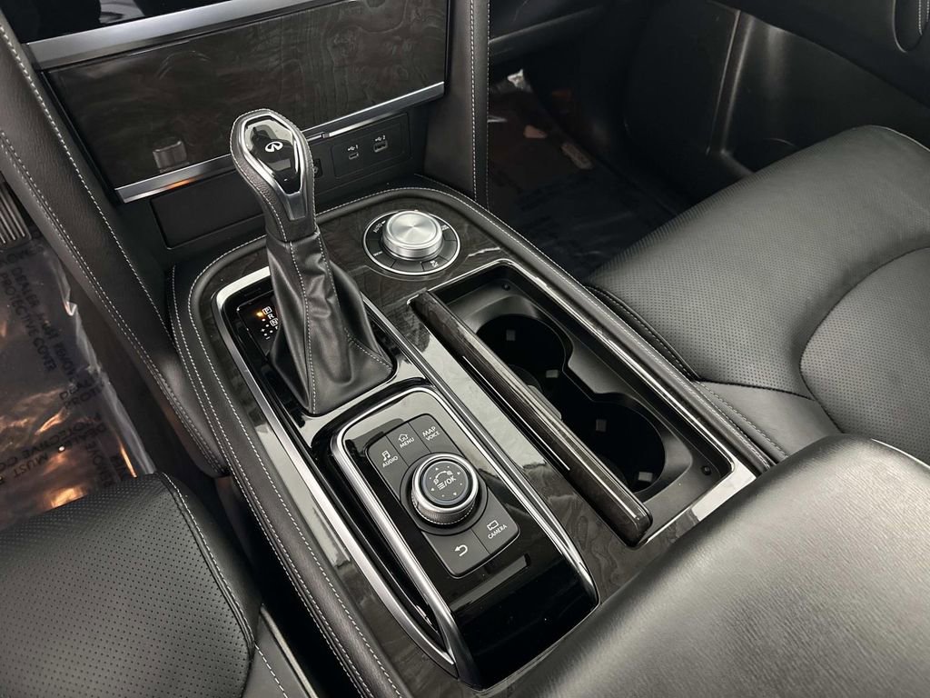 Used 2024 INFINITI QX80 Luxe image 16