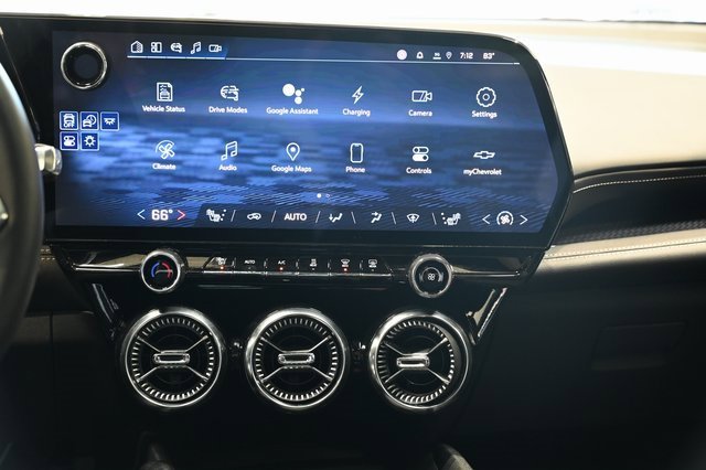 Used 2025 Chevrolet Blazer EV LT image 14