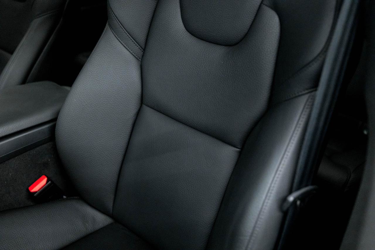 Used 2022 Volvo XC60 B5 Momentum w/ Climate Package FWD image 32