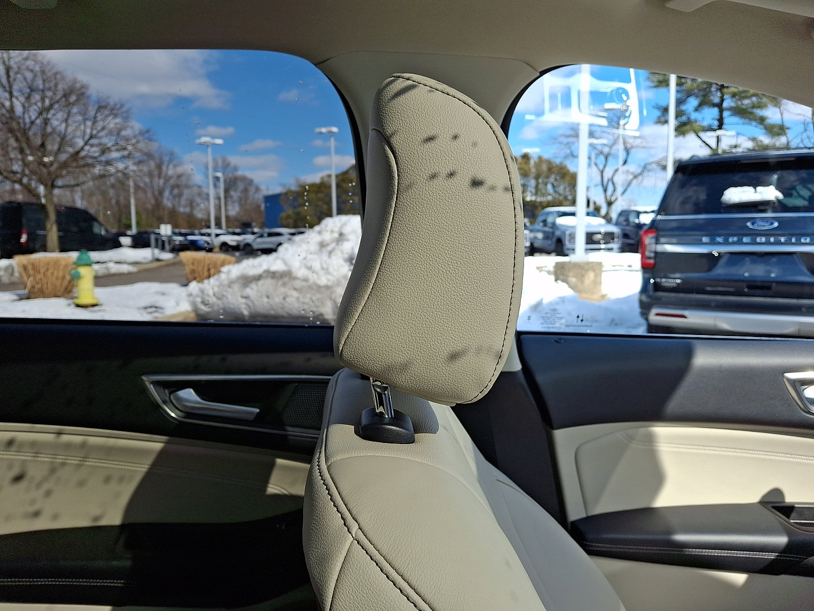 Used 2022 Ford Edge Titanium w/ Cargo Accessory Package image 13