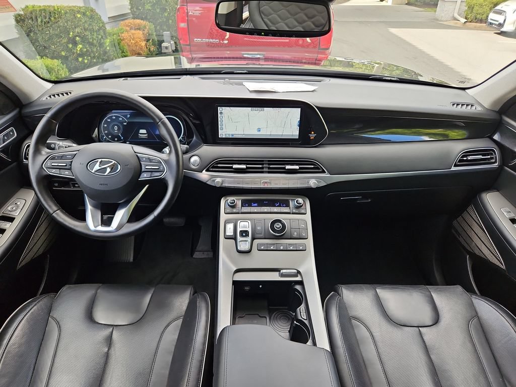 Used 2021 Hyundai Palisade Limited FWD image 9