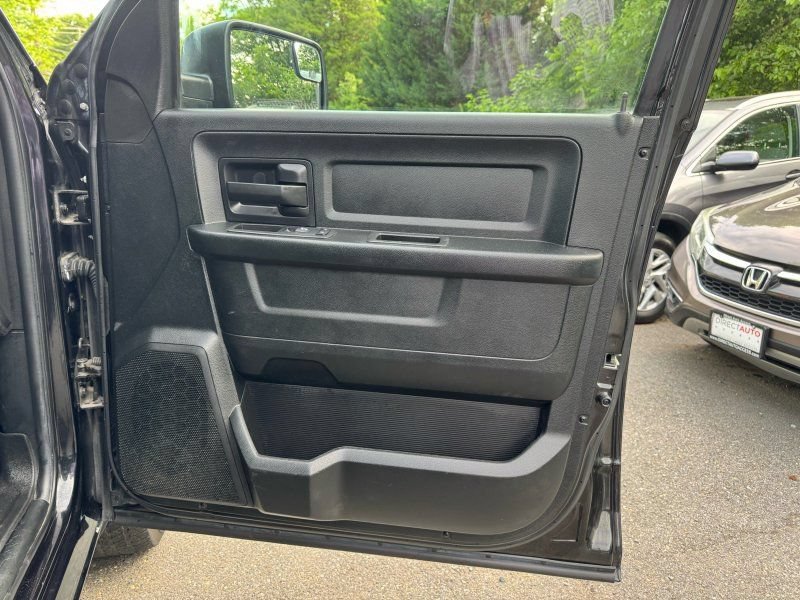 Used 2017 RAM 1500 Express AWD/4WD image 22