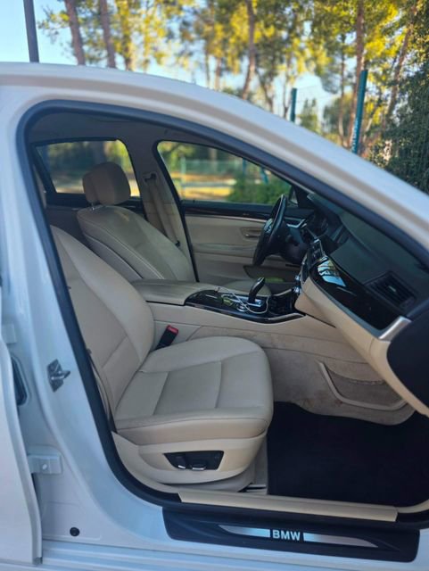 Used 2011 BMW 535i Sedan image 31