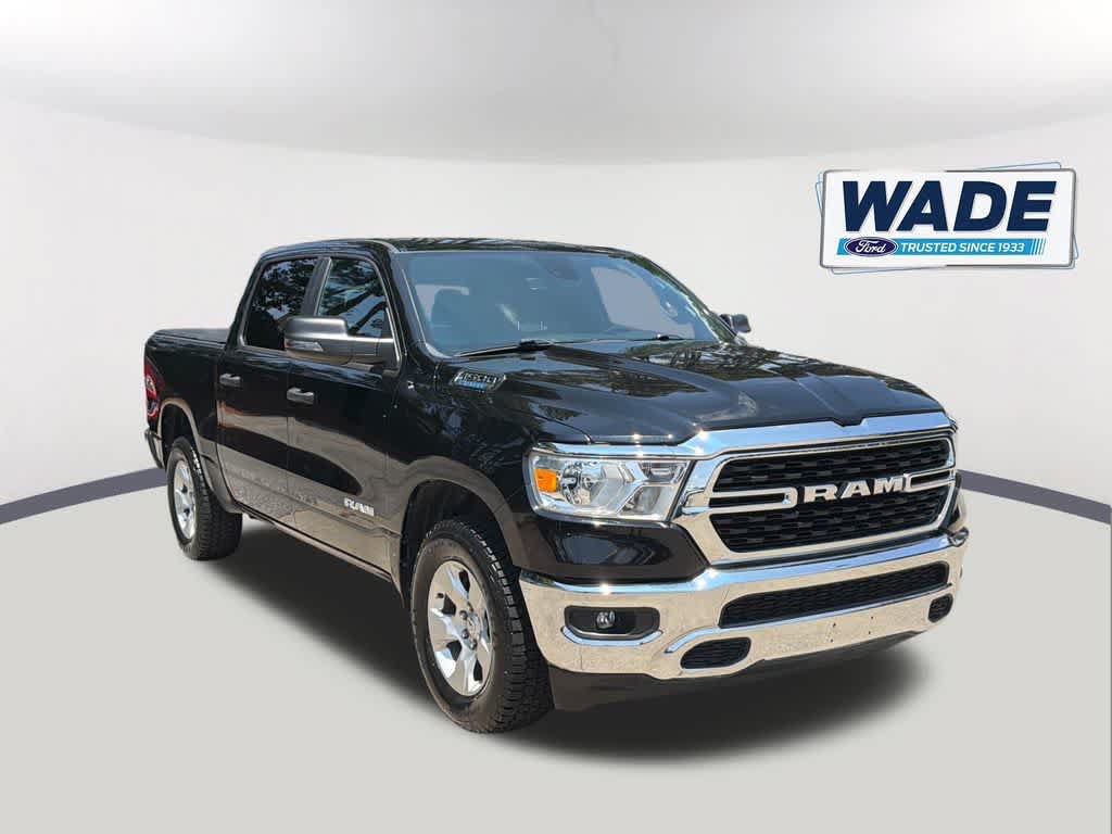 Used 2023 RAM 1500 Big Horn AWD/4WD image 3
