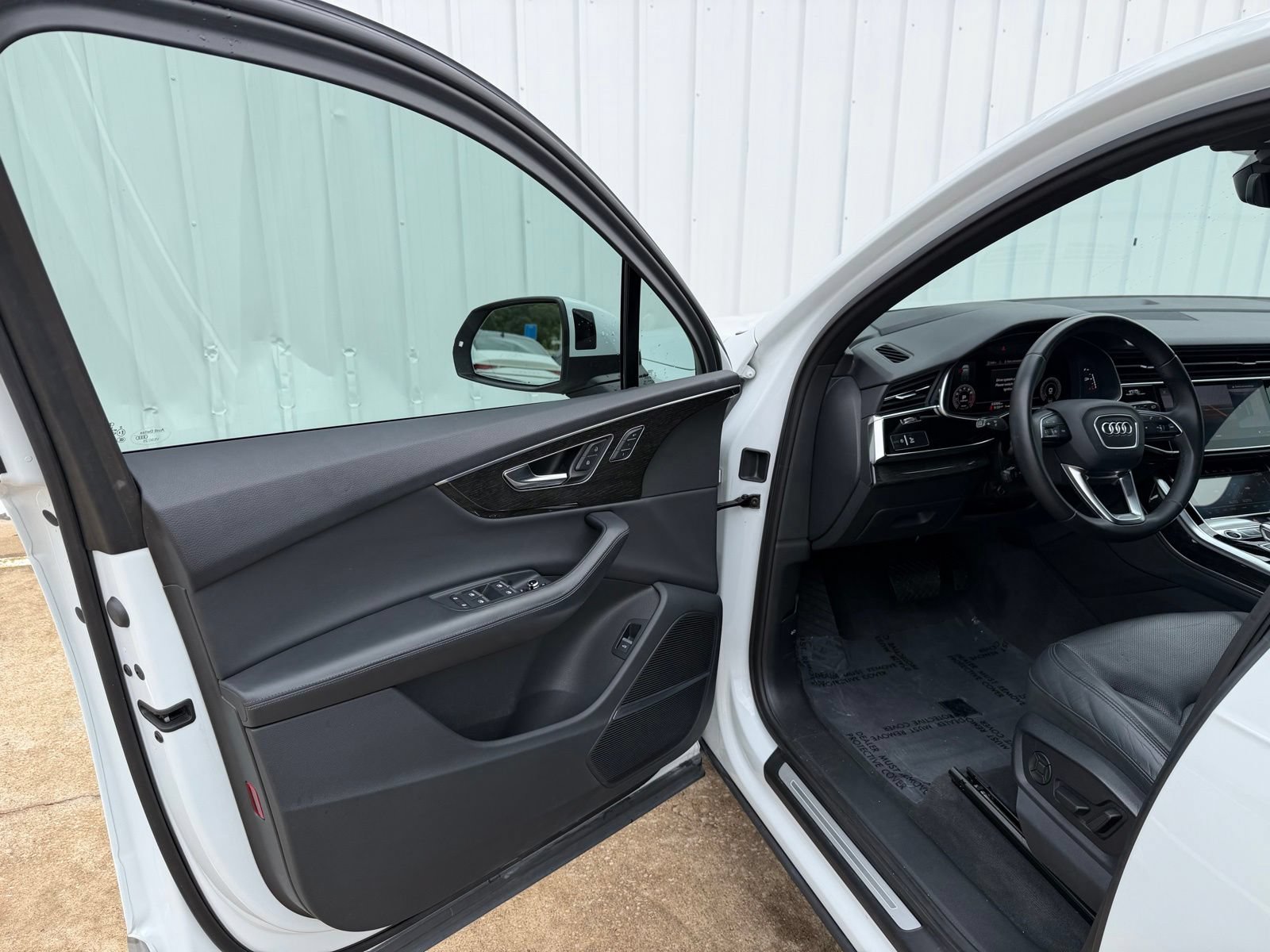 Used 2021 Audi Q7 3.0T Prestige AWD/4WD image 21