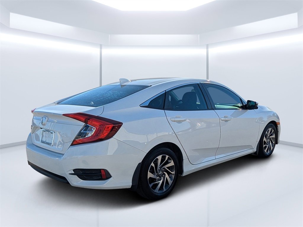 Used 2018 Honda Civic EX image 3