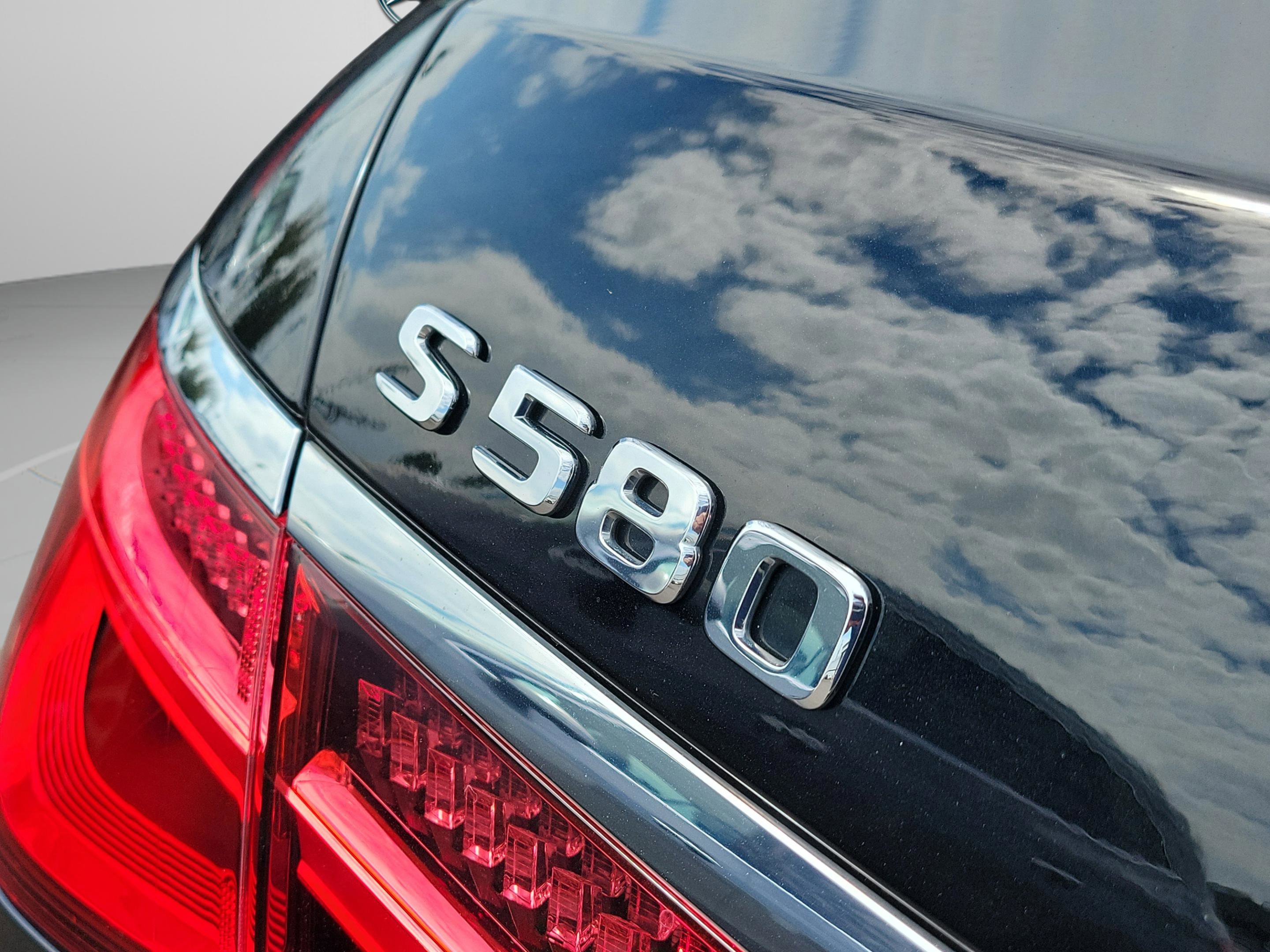 Certified 2022 Mercedes-Benz S 580 4MATIC Sedan image 33