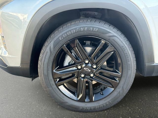 Used 2025 Chevrolet Trax ACTIV w/ Driver Confidence Package image 10