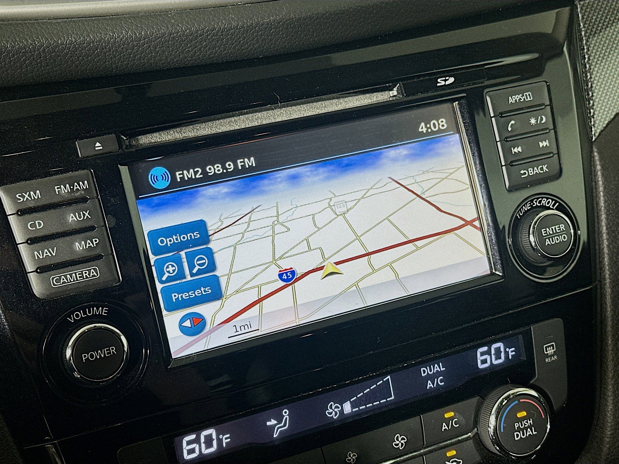 Used 2015 Nissan Rogue SL w/ SL Premium Package image 33