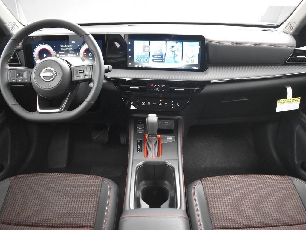 New 2026 Nissan Kicks SR w/ Cold Weather Package image 9