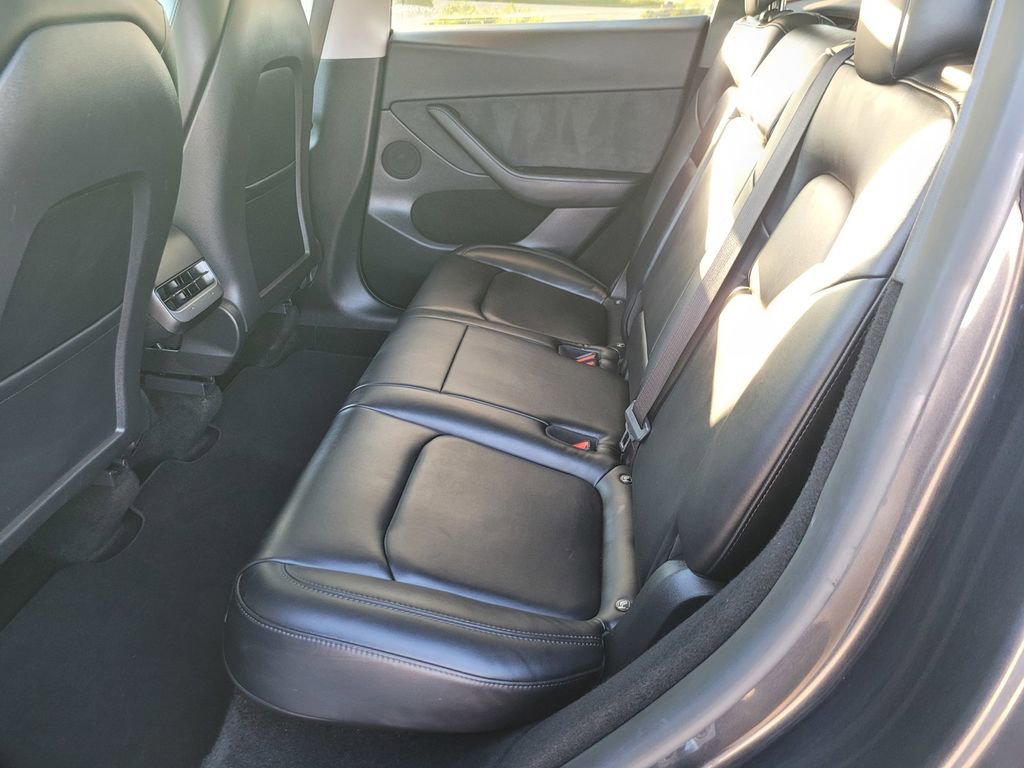 Used 2024 Tesla Model Y Long Range image 8