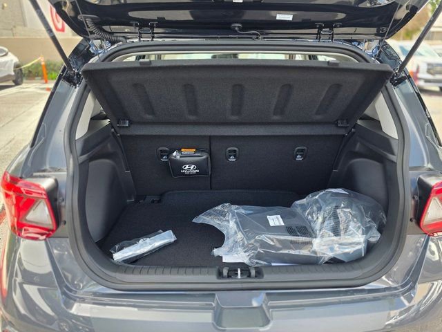 New 2026 Hyundai Venue SEL FWD image 11