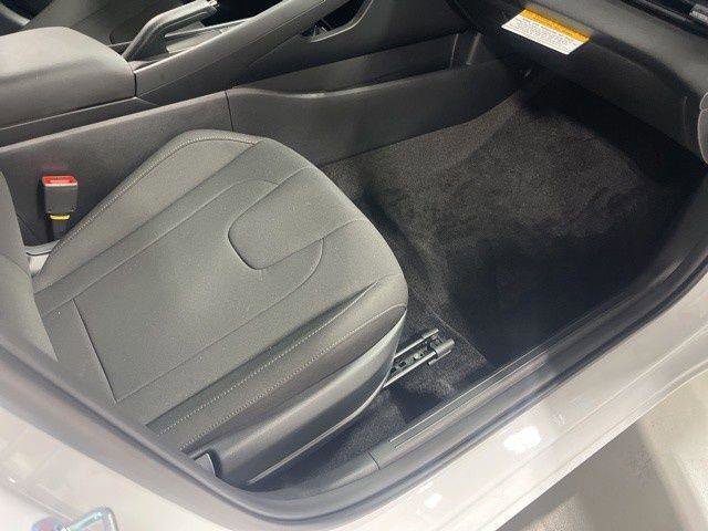 New 2026 Hyundai Elantra Sport image 21