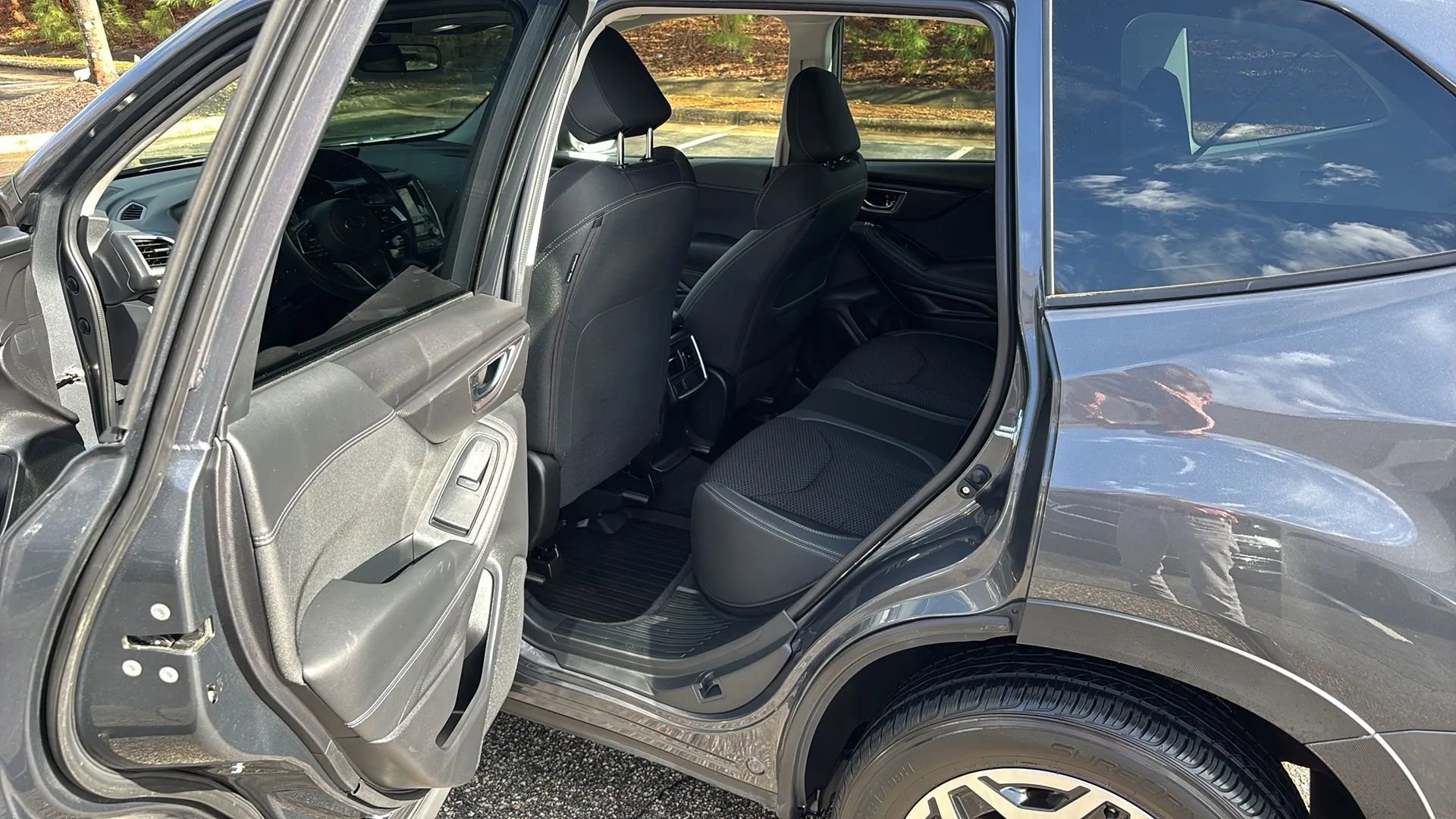 Used 2023 Subaru Forester Premium image 20