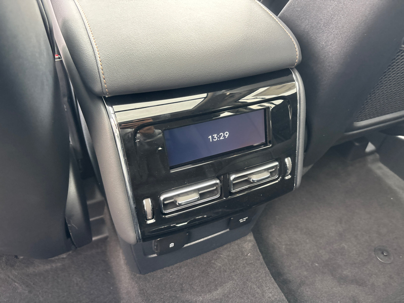 New 2027 Lincoln Aviator Reserve AWD/4WD image 29